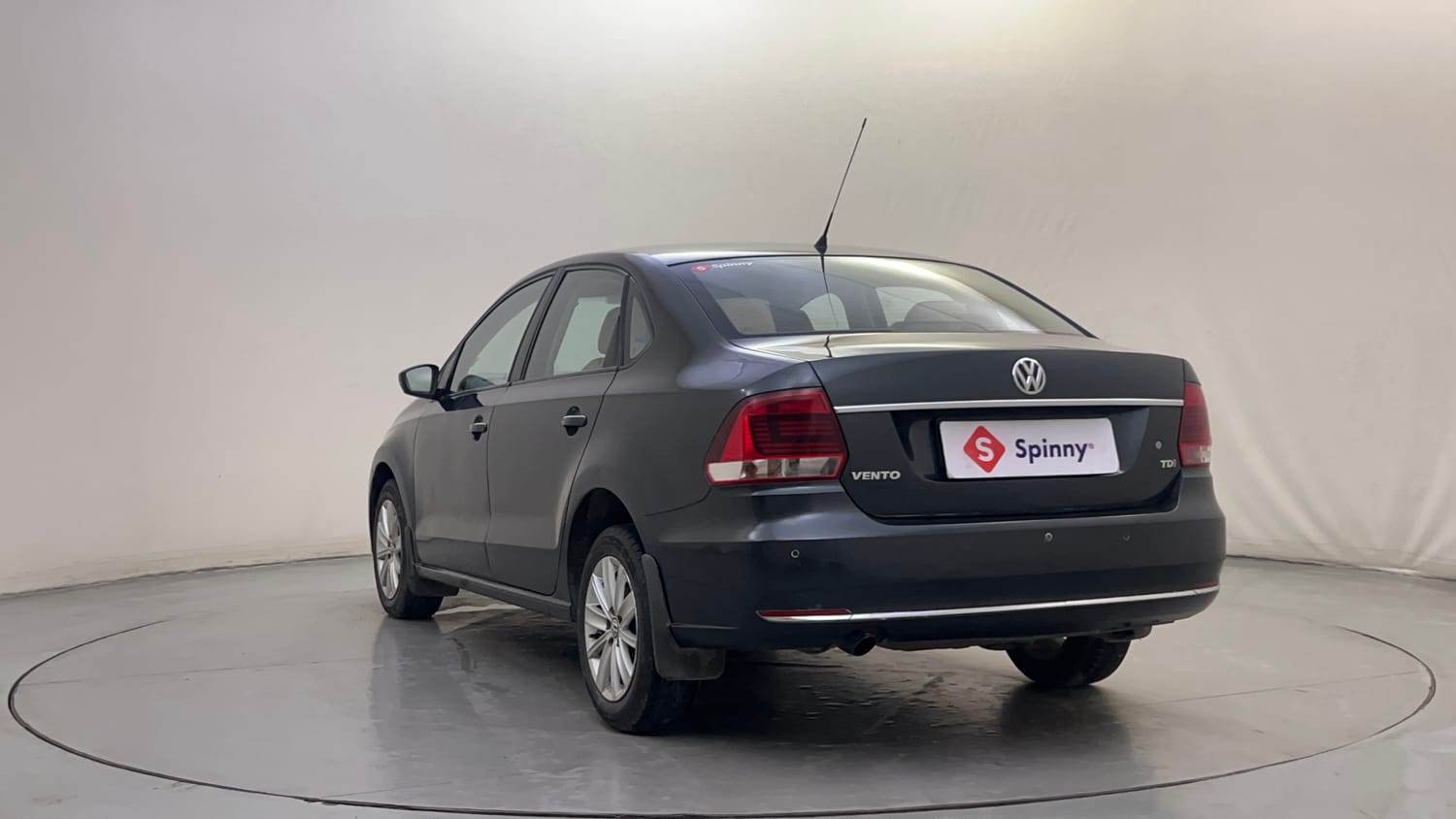 Used 2015 Volkswagen Vento Highline Diesel Diesel Manual exterior LEFT REAR CORNER VIEW