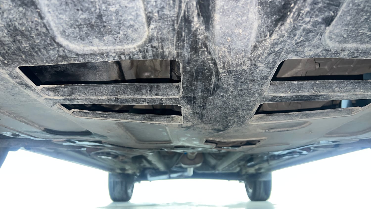 Used 2016 Hyundai Creta 1.6 SX Plus Petrol Petrol Manual extra FRONT LEFT UNDERBODY VIEW
