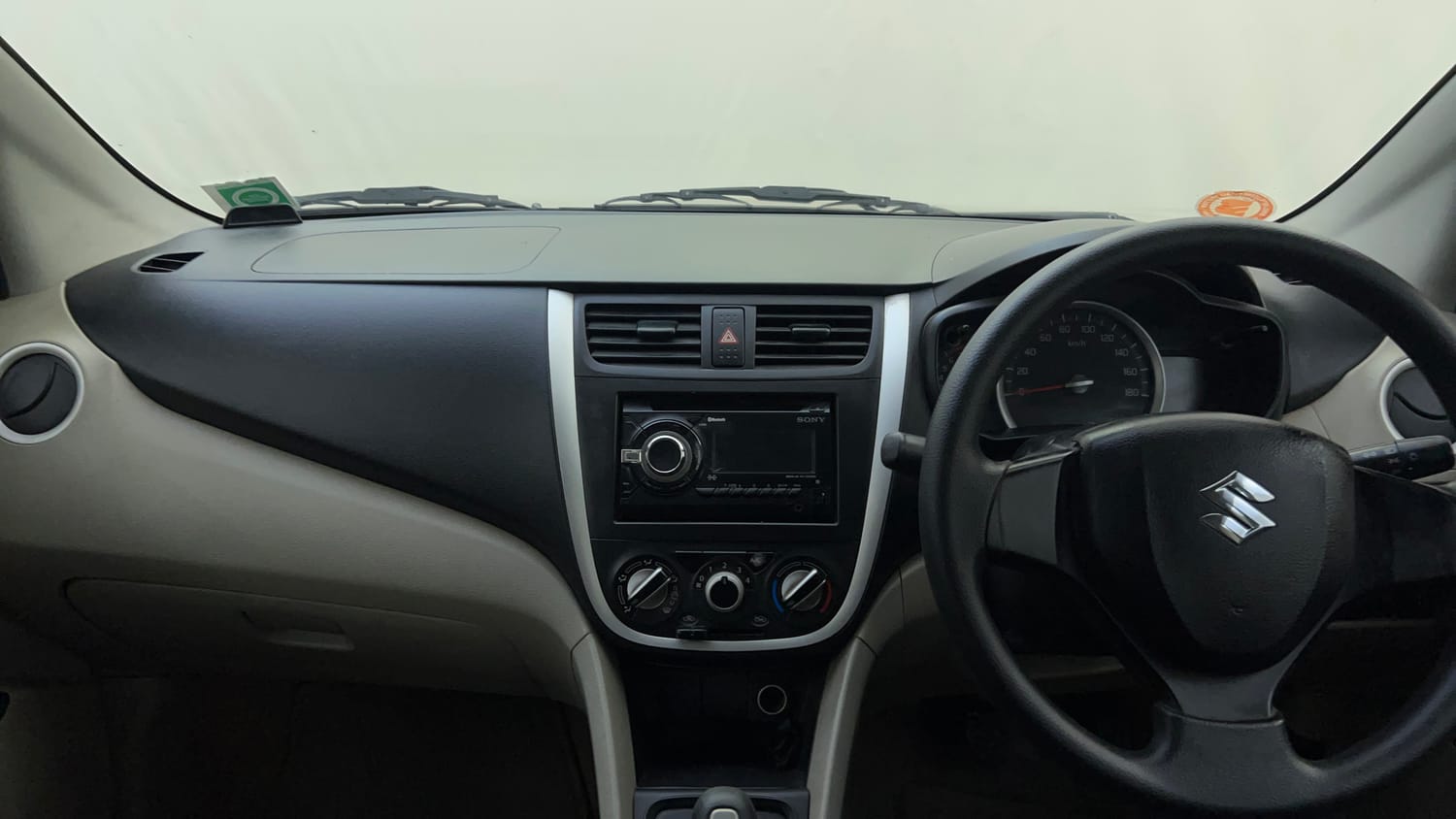 Used 2015 Maruti Suzuki Celerio VXi AMT Petrol Automatic interior MUSIC SYSTEM & AC CONTROL VIEW