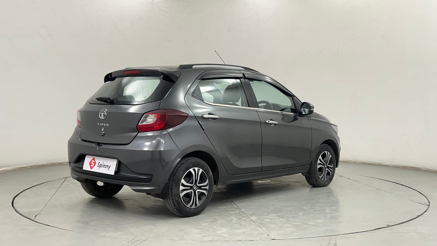 Used 2020 Tata Tiago Revotron XZ Petrol Manual exterior RIGHT REAR CORNER VIEW