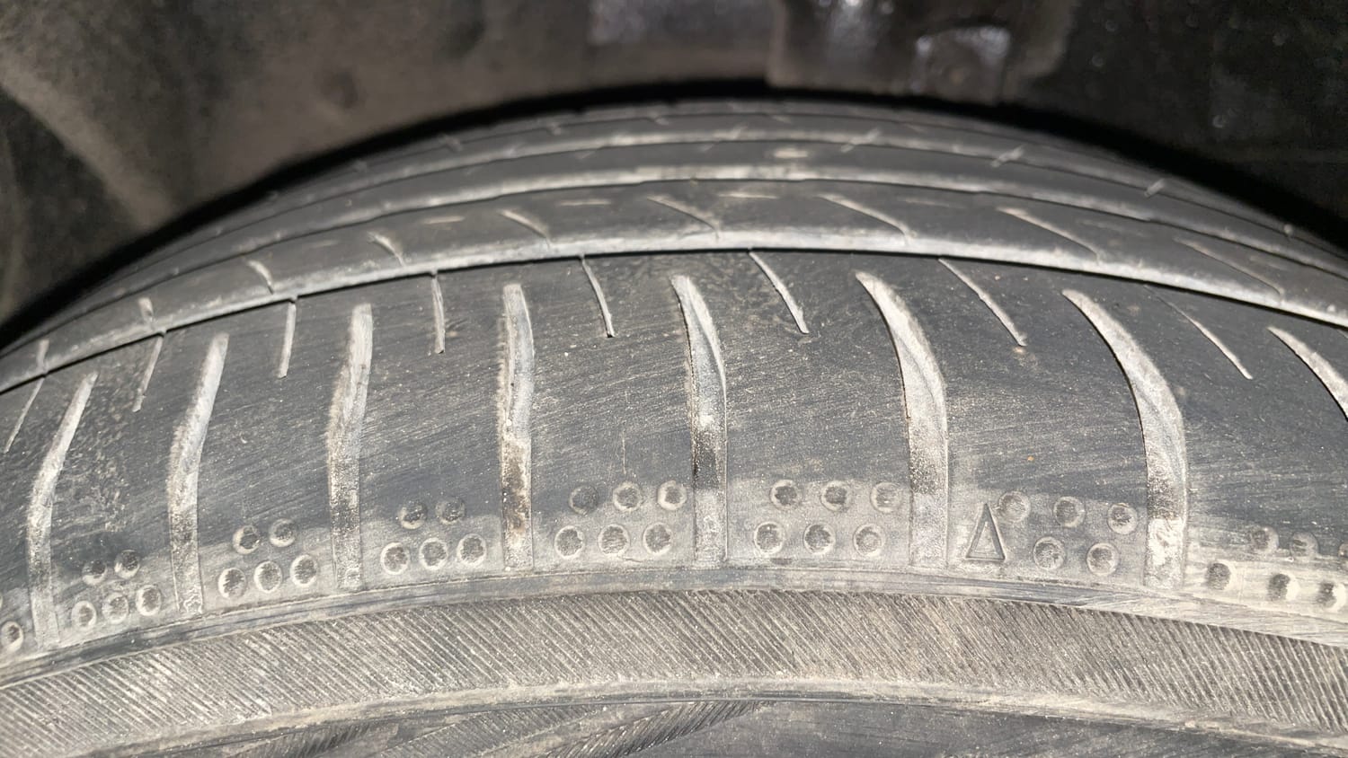 Used 2020 Ford Freestyle Titanium Plus 1.2 Ti-VCT Petrol Manual tyres LEFT FRONT TYRE TREAD VIEW