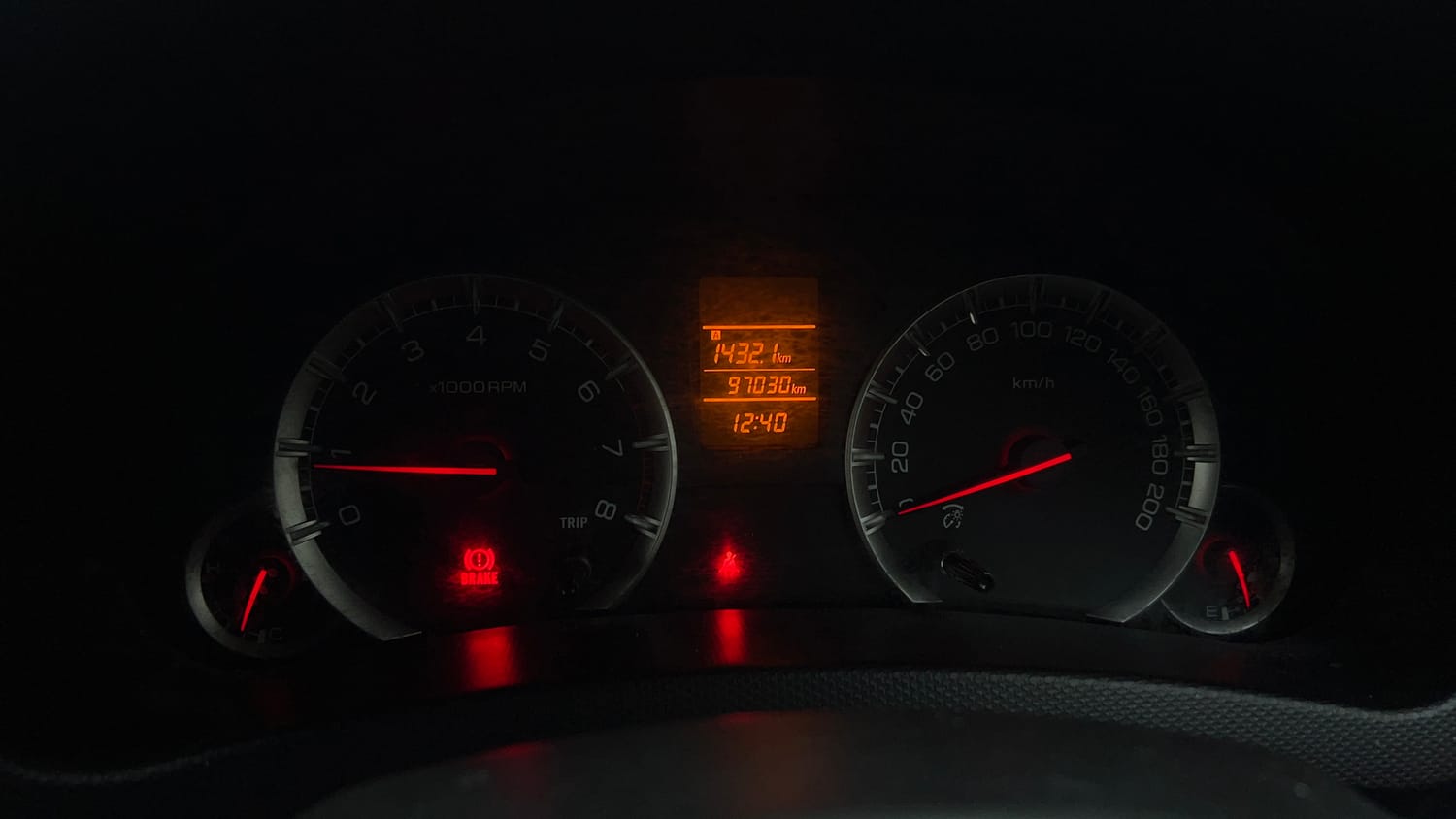 Used 2015 Maruti Suzuki Swift VXi Petrol Manual interior CLUSTERMETER VIEW