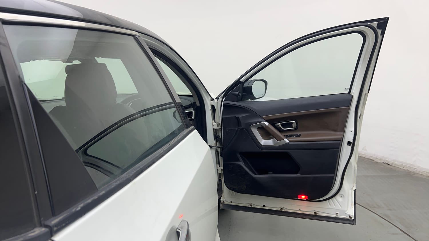 Used 2021 Tata Harrier XZA Plus Dual Tone Diesel Automatic interior RIGHT FRONT DOOR OPEN VIEW