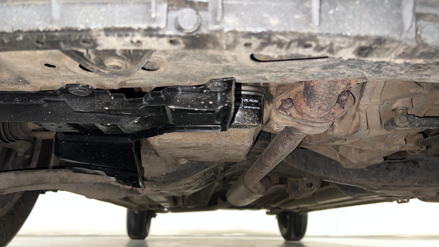 Used 2019 Maruti Suzuki Celerio ZXi Petrol Manual extra FRONT LEFT UNDERBODY VIEW