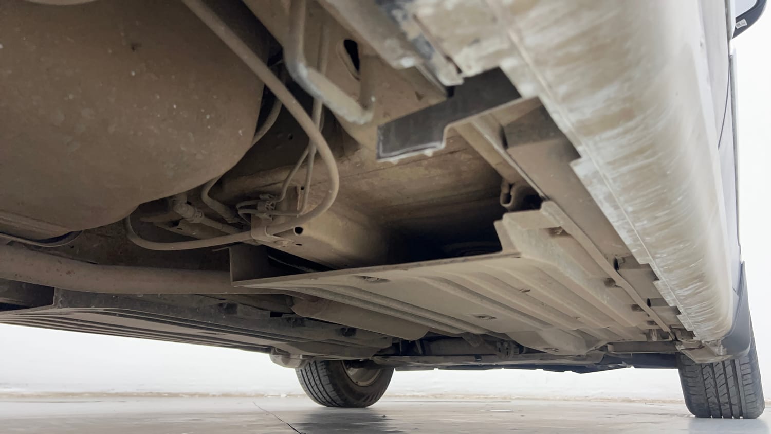 Used 2022 Maruti Suzuki S-Cross Alpha AT Petrol Automatic extra REAR RIGHT UNDERBODY VIEW