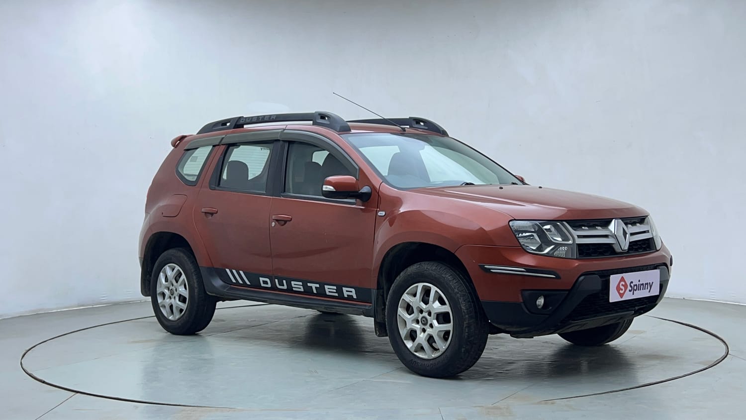 Used 2018 Renault Duster RXL Petrol Petrol Manual exterior RIGHT FRONT CORNER VIEW