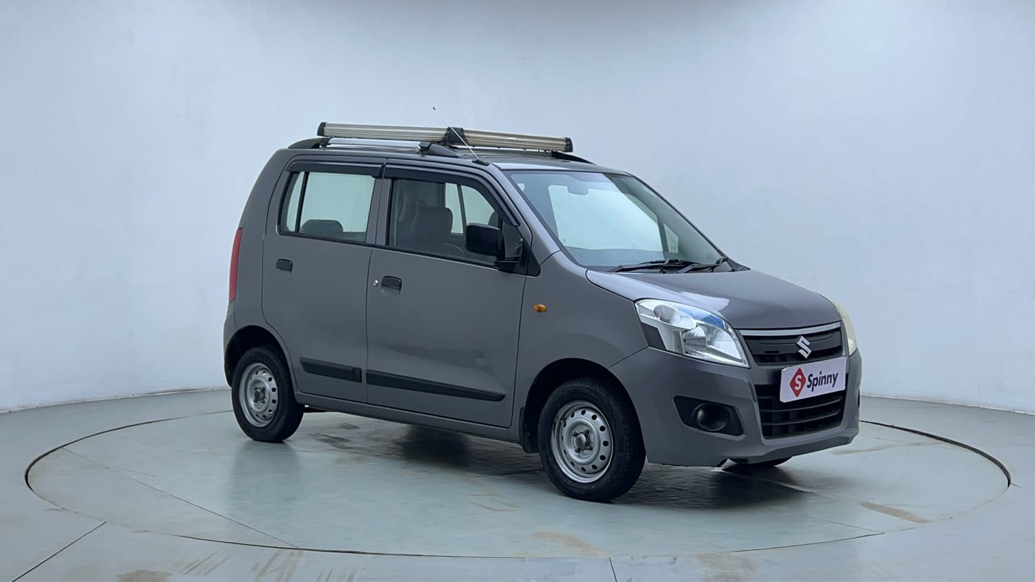 Used 2016 Maruti Suzuki Wagon R LXI CNG Cng Manual exterior RIGHT FRONT CORNER VIEW