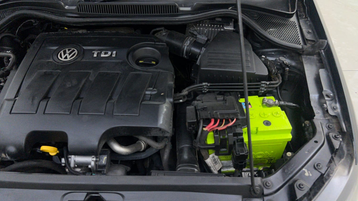 Used 2015 Volkswagen Vento Highline Diesel Diesel Manual engine ENGINE LEFT SIDE VIEW