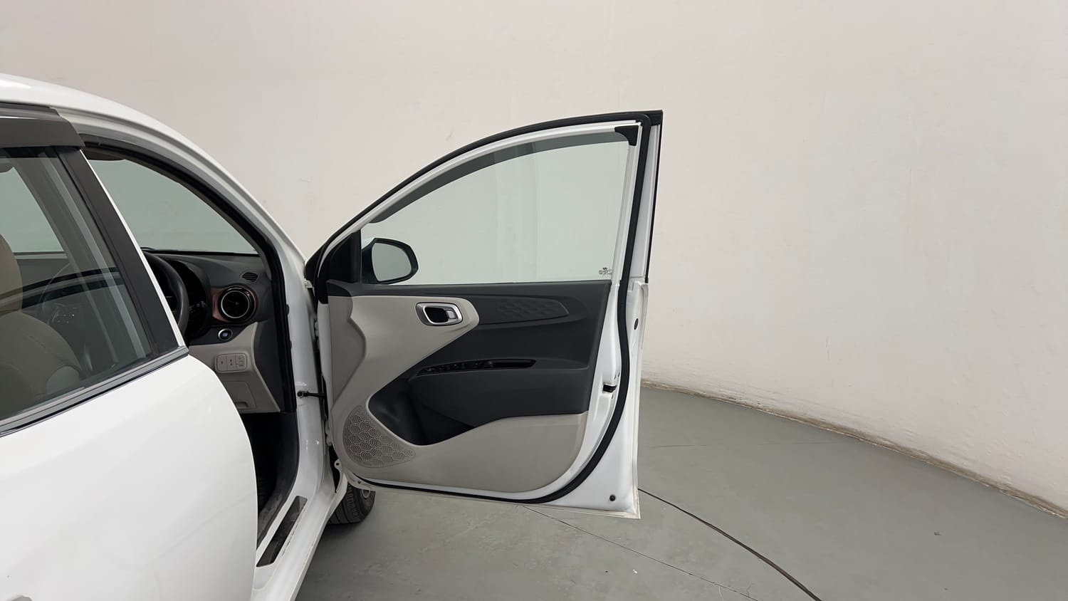 Used 2023 Hyundai Aura SX 1.2 CNG Cng Manual interior RIGHT FRONT DOOR OPEN VIEW