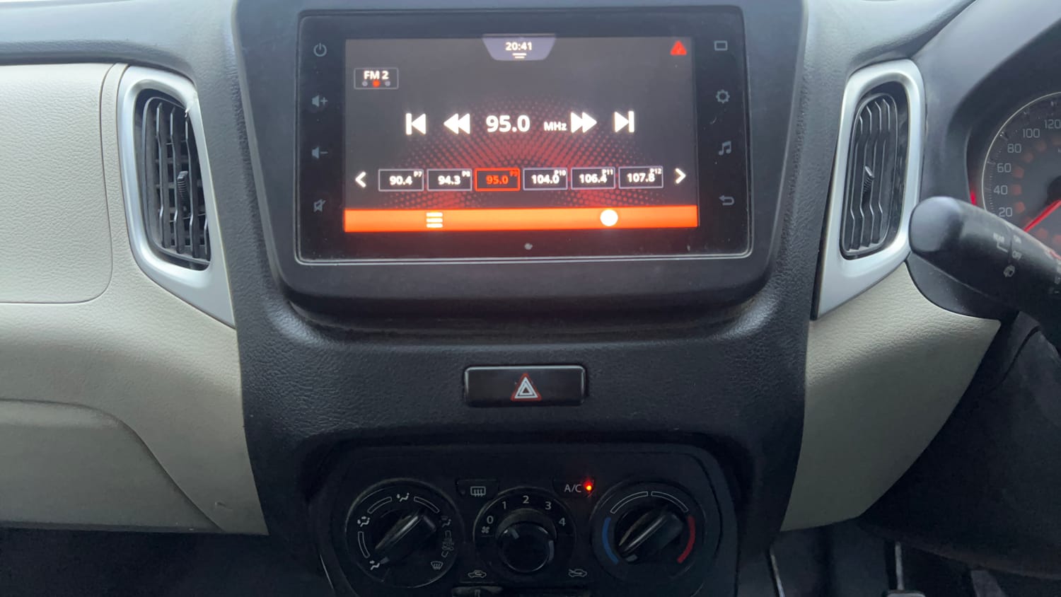 Used 2020 Maruti Suzuki Wagon R ZXi 1.2 Petrol Manual interior MUSIC SYSTEM & AC CONTROL VIEW