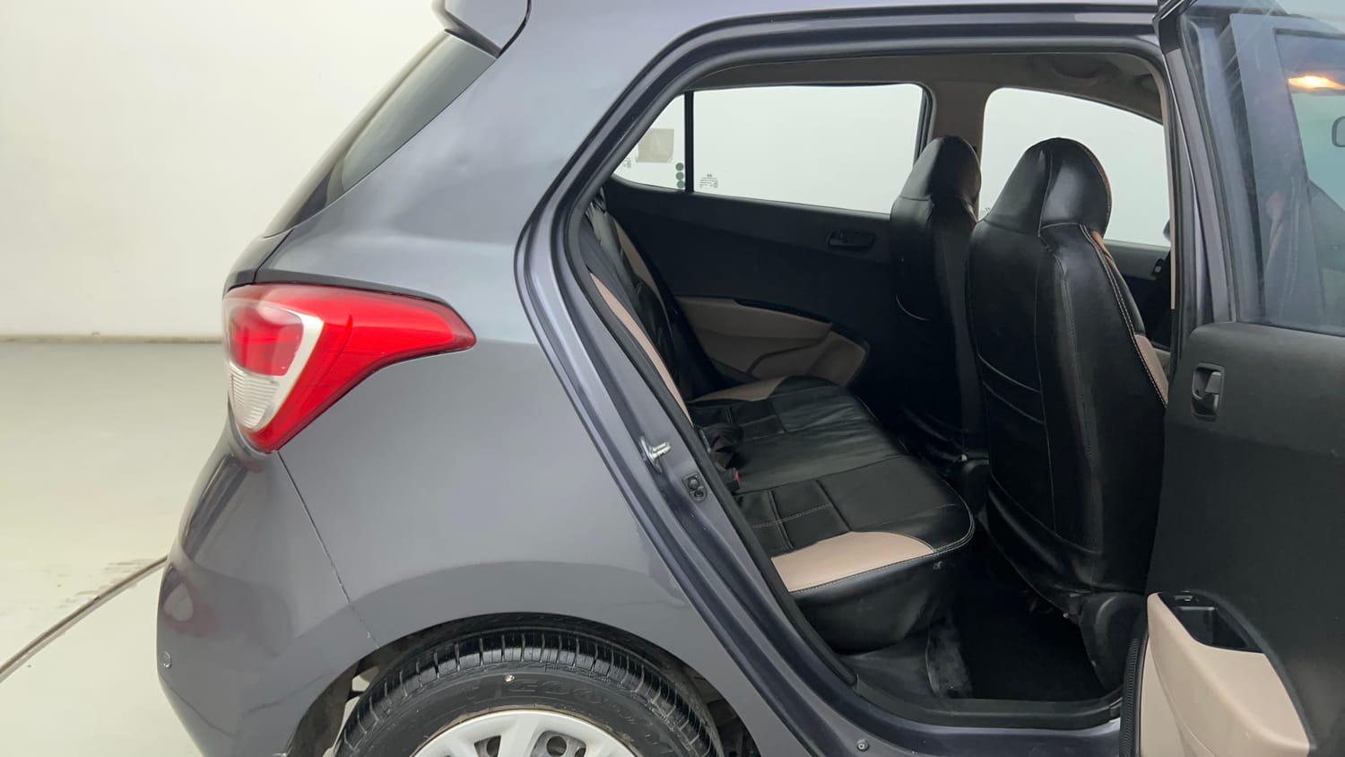 Used 2019 Hyundai Grand i10 Magna 1.2 Kappa VTVT Petrol Manual interior RIGHT SIDE REAR DOOR CABIN VIEW