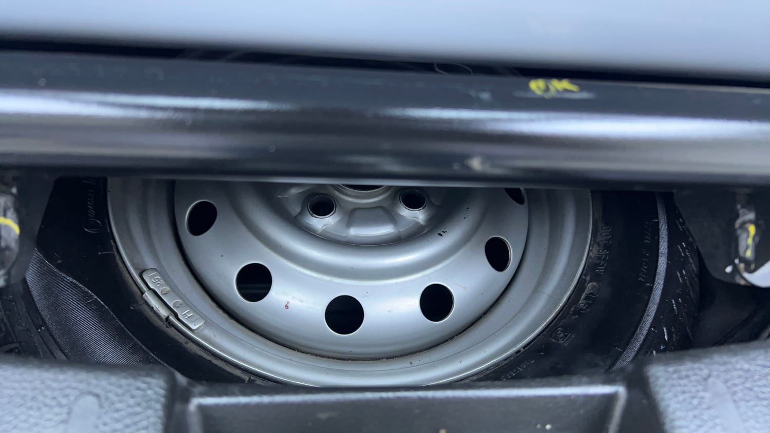 Used 2016 Maruti Suzuki Wagon R LXI CNG Cng Manual tyres SPARE TYRE VIEW