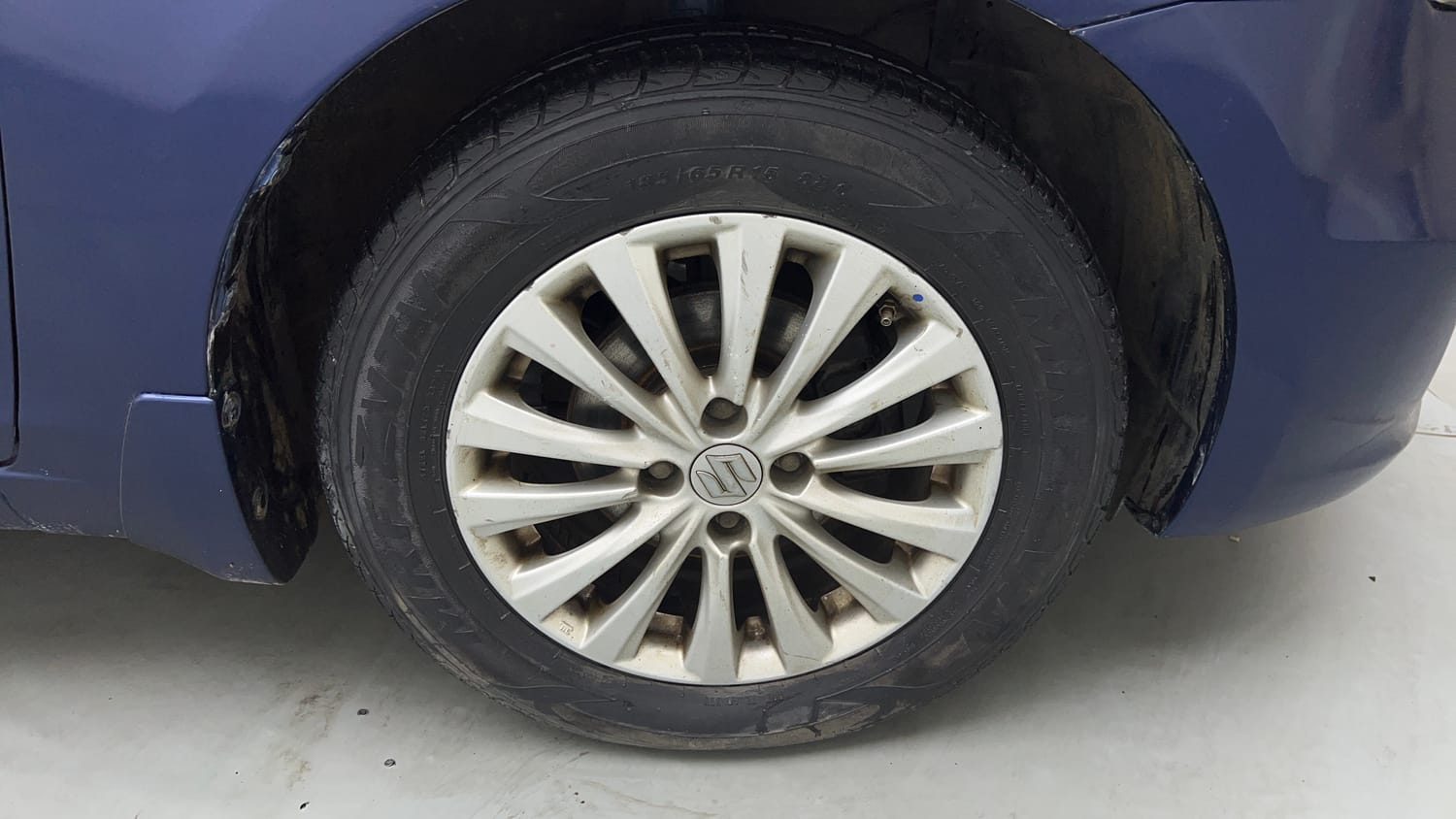 Used 2018 Maruti Suzuki Ciaz Zeta 1.4 AT Petrol Automatic tyres RIGHT FRONT TYRE RIM VIEW