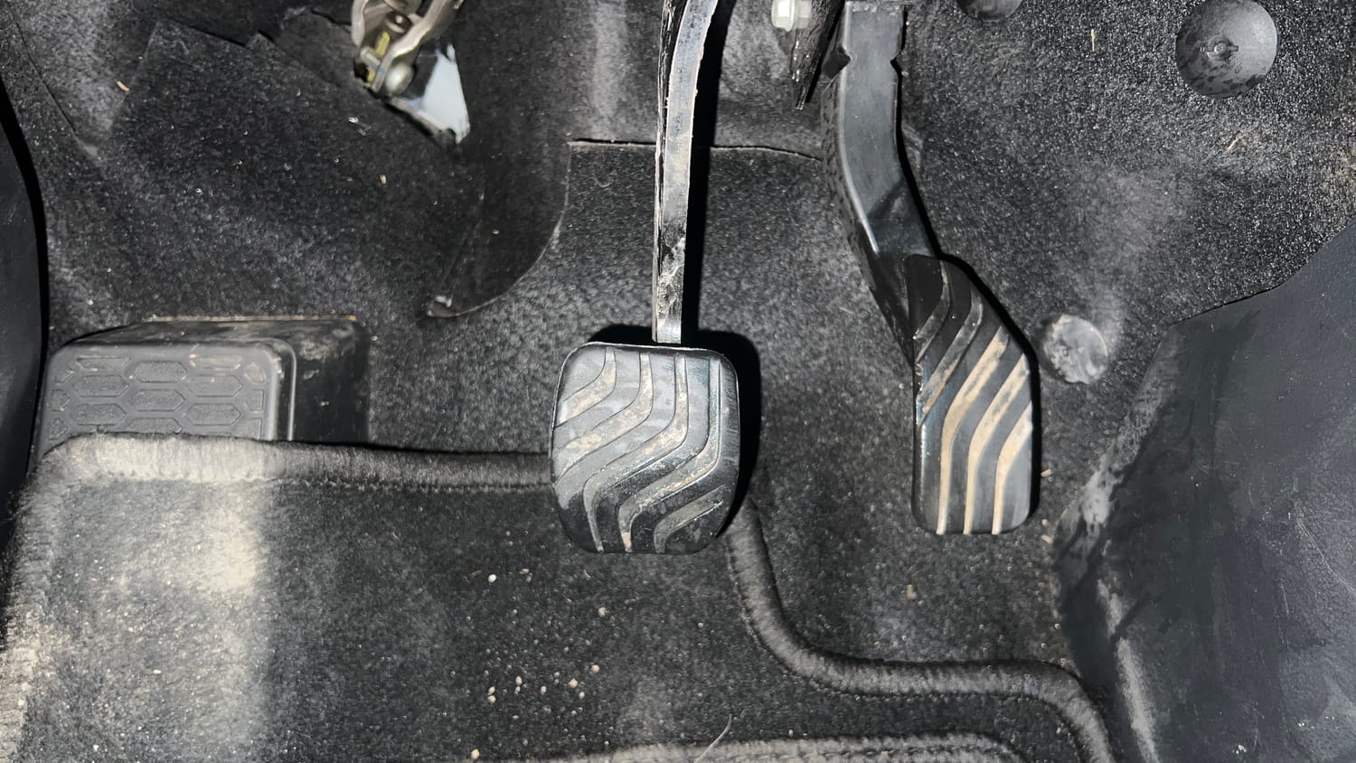 Used 2024 Nissan Magnite XE AMT Petrol Automatic interior PEDALS VIEW