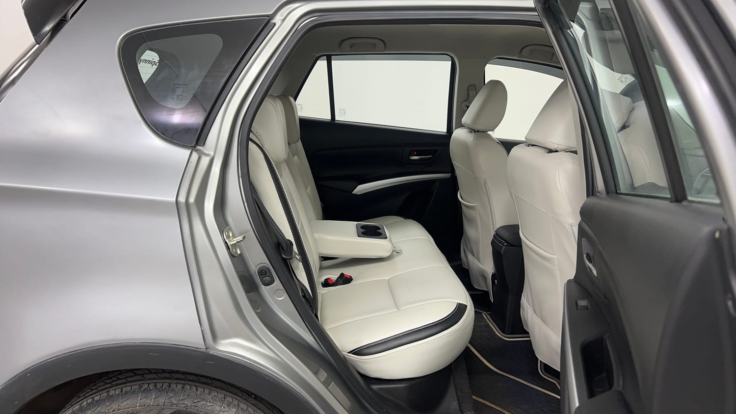 Used 2022 Maruti Suzuki S-Cross Alpha AT Petrol Automatic interior RIGHT SIDE REAR DOOR CABIN VIEW