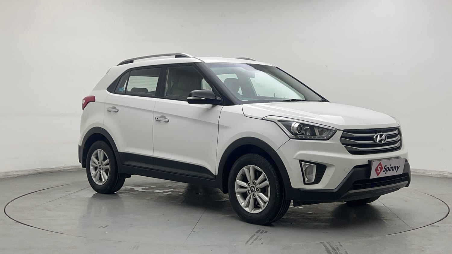 Used 2016 Hyundai Creta 1.6 SX Plus Petrol Petrol Manual exterior RIGHT FRONT CORNER VIEW