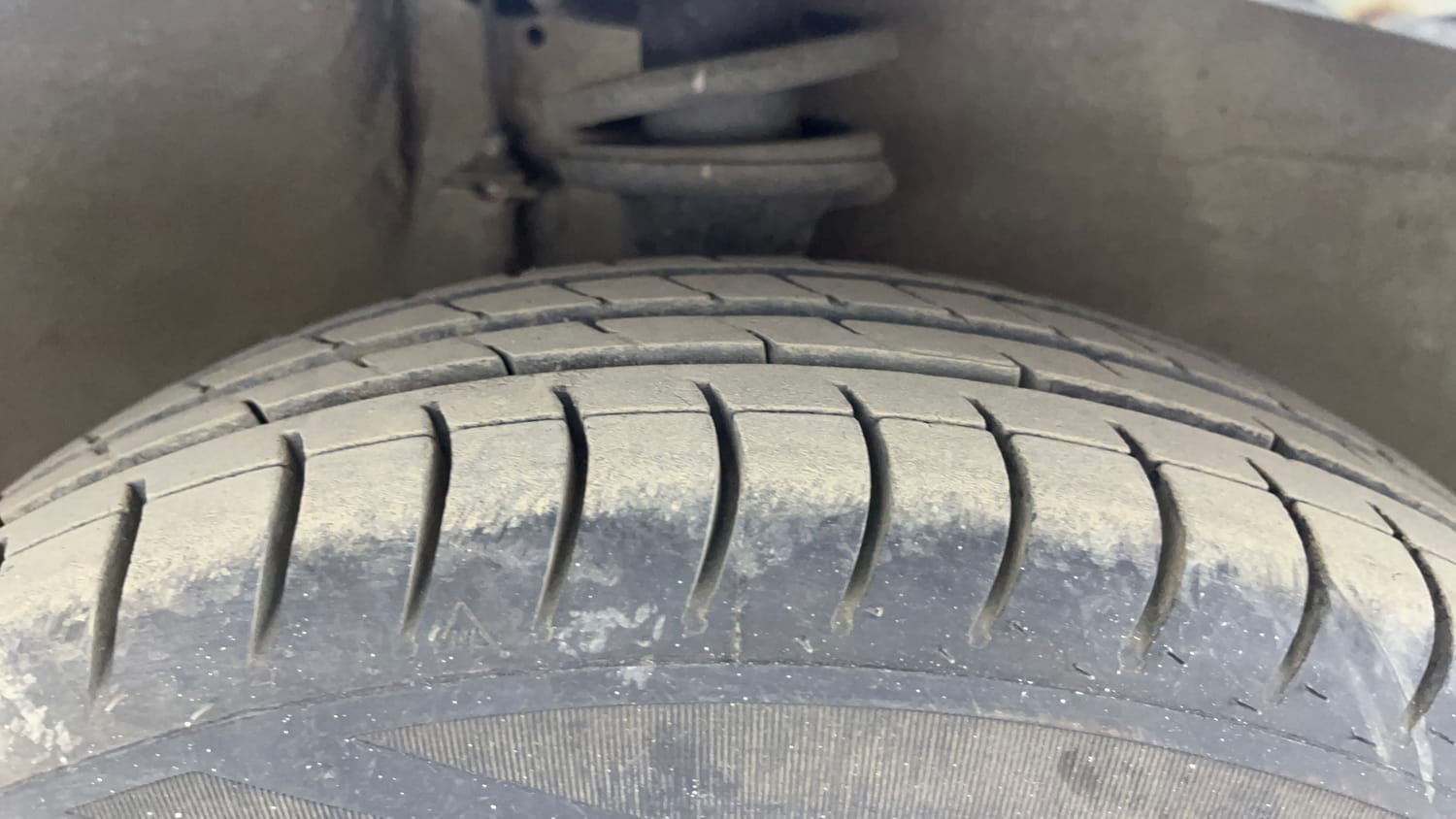 Used 2018 Maruti Suzuki Alto 800 LXi (O) Petrol Manual tyres RIGHT FRONT TYRE TREAD VIEW