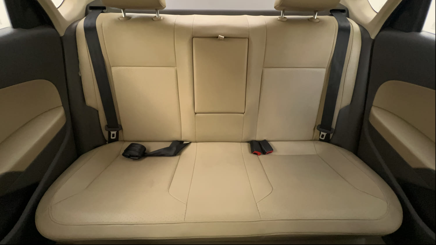 Used 2015 Volkswagen Vento Highline Diesel Diesel Manual interior REAR SEAT CONDITION VIEW