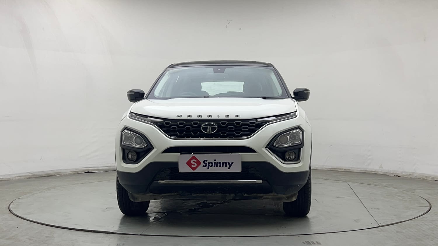 Used 2021 Tata Harrier XZA Plus Dual Tone Diesel Automatic exterior FRONT VIEW