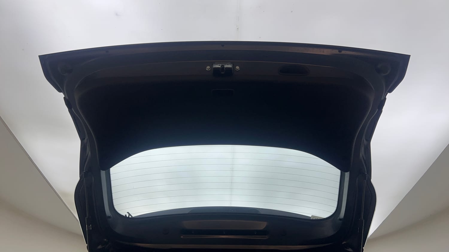 Used 2022 Kia Seltos X Line 1.5 Diesel AT Diesel Automatic interior DICKY DOOR OPEN VIEW
