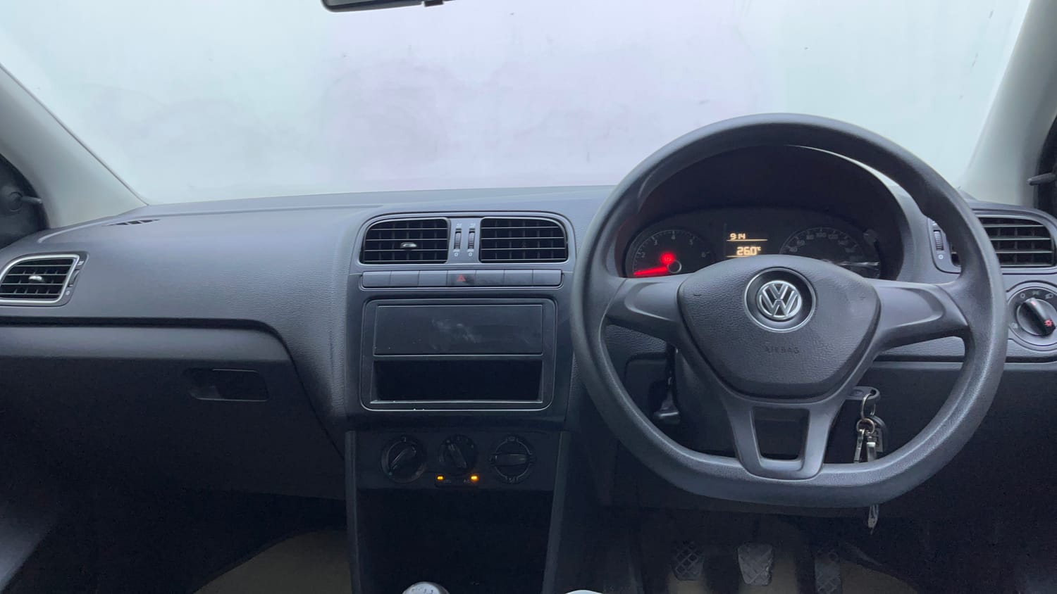 Used 2015 Volkswagen Polo Trendline 1.2L (P) Petrol Manual interior DASHBOARD VIEW