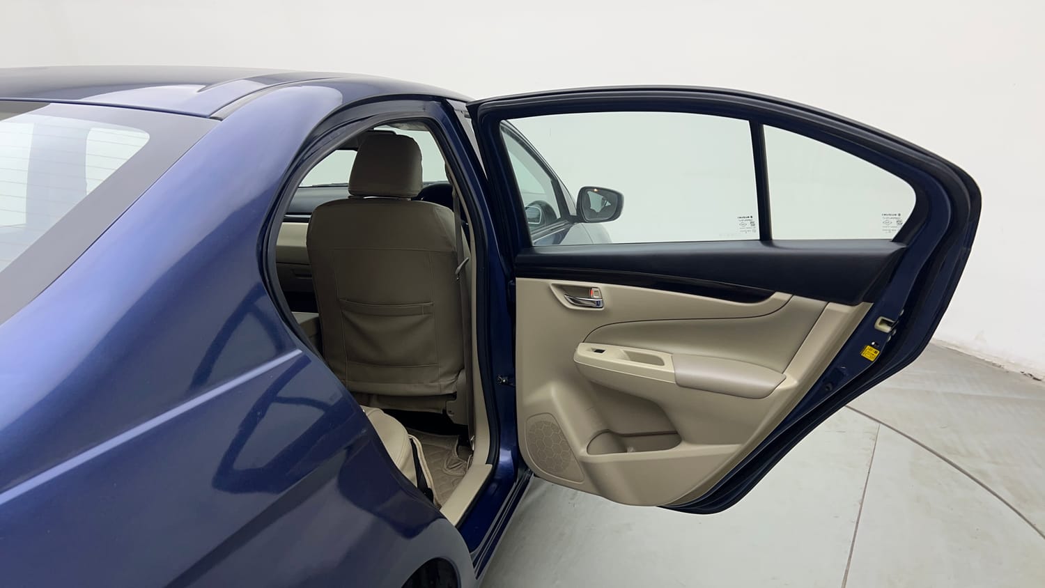 Used 2018 Maruti Suzuki Ciaz Zeta 1.4 AT Petrol Automatic interior RIGHT REAR DOOR OPEN VIEW
