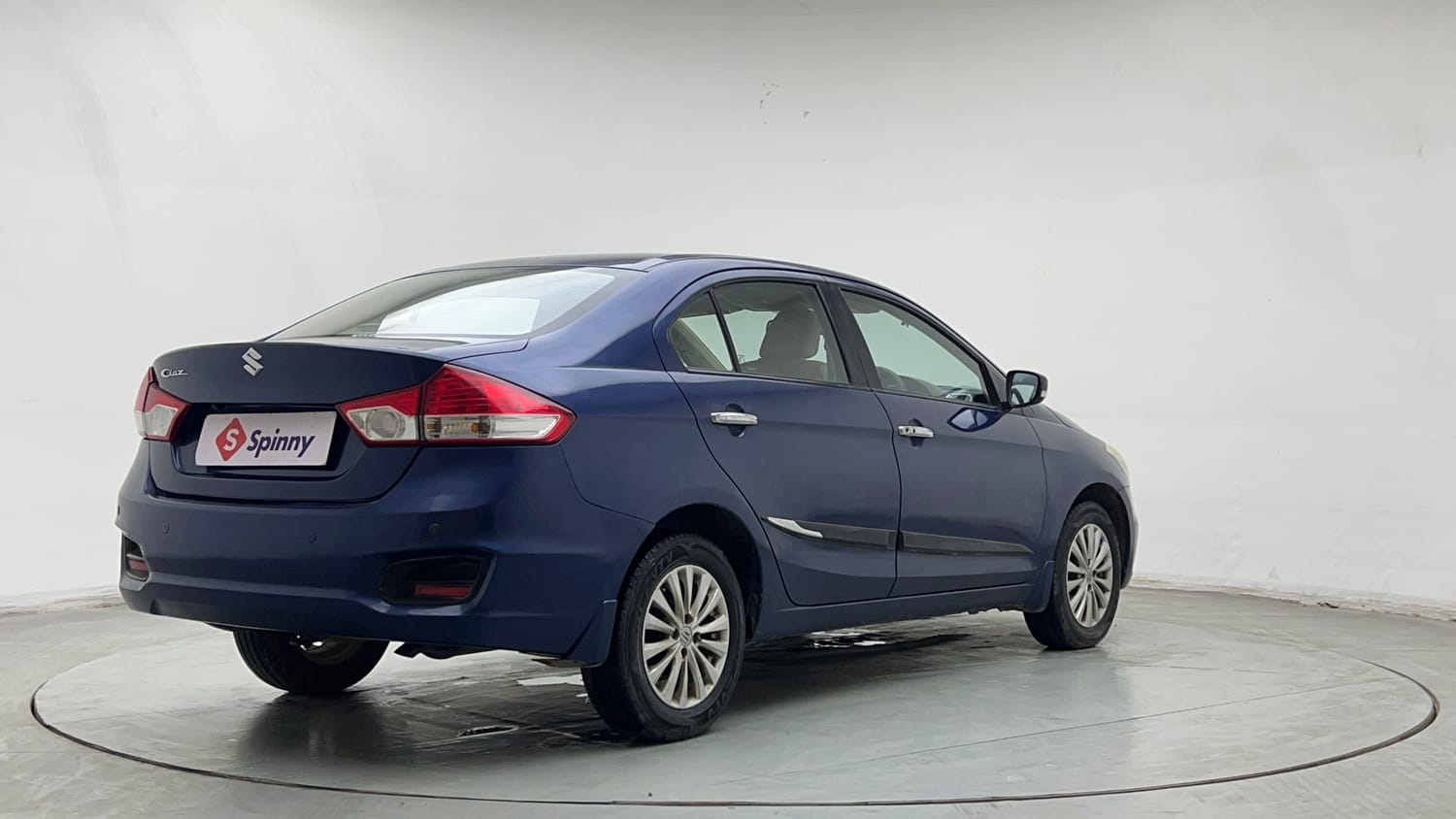 Used 2018 Maruti Suzuki Ciaz Zeta 1.4 AT Petrol Automatic exterior RIGHT REAR CORNER VIEW