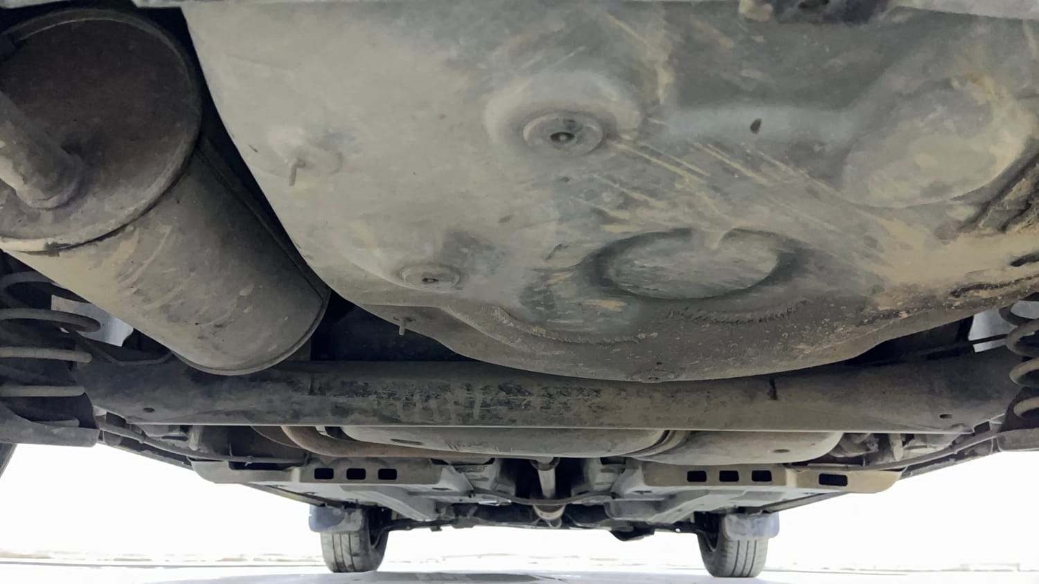Used 2015 Volkswagen Polo Trendline 1.2L (P) Petrol Manual extra REAR UNDERBODY VIEW (TAKEN FROM REAR)