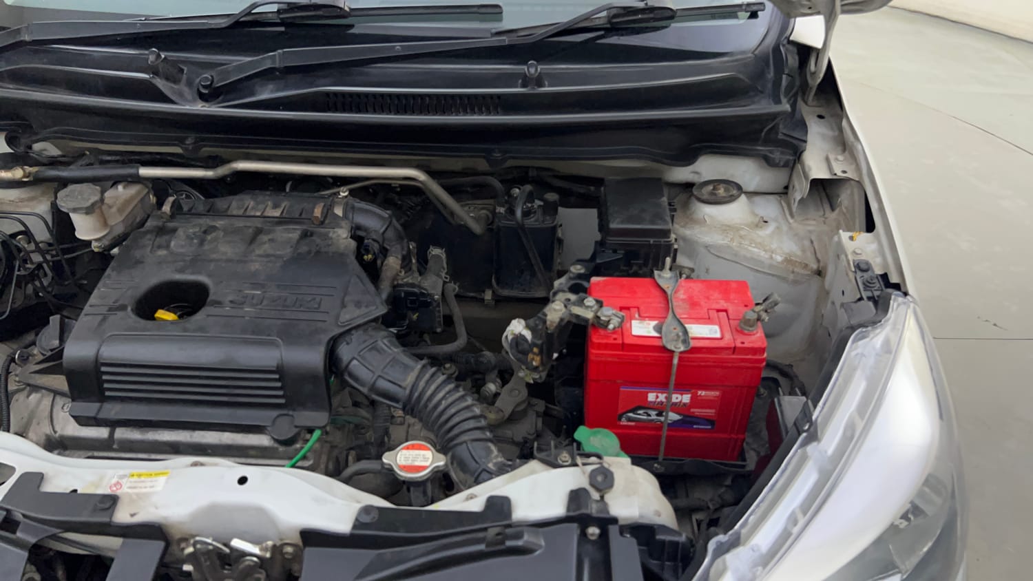 Used 2019 Maruti Suzuki Celerio ZXi Petrol Manual engine ENGINE LEFT SIDE HINGE & APRON VIEW