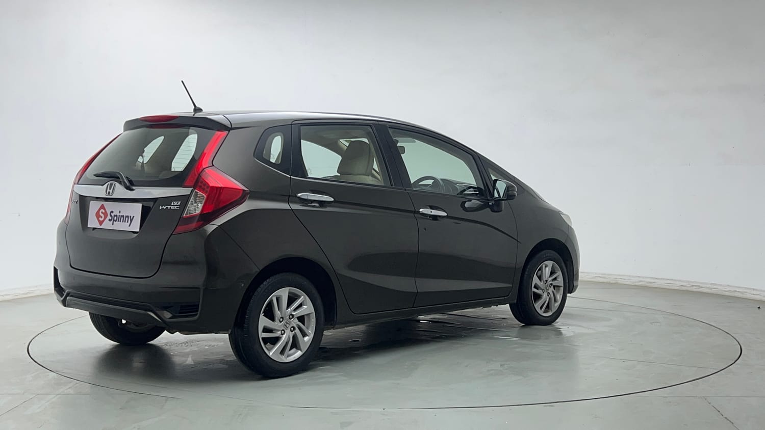 Used 2022 Honda Jazz VX CVT Petrol Automatic exterior RIGHT REAR CORNER VIEW