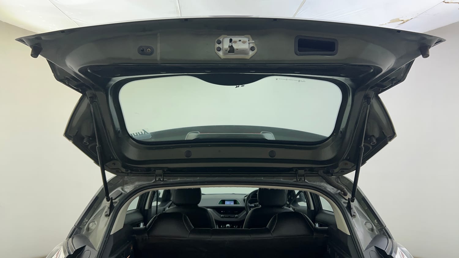 Used 2021 Tata Nexon XM Petrol Manual interior DICKY DOOR OPEN VIEW