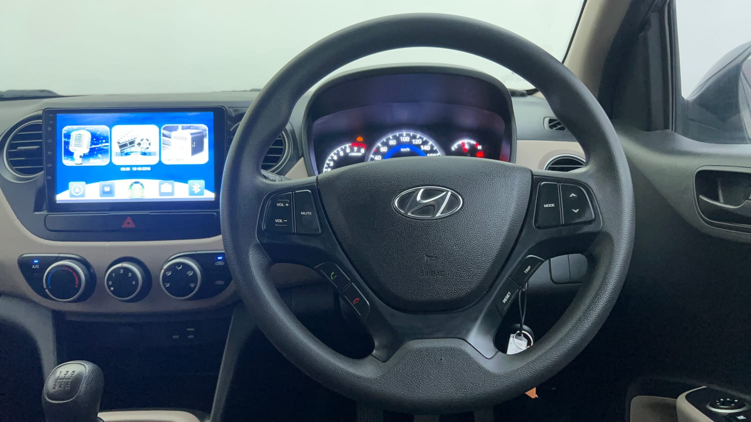 Used 2019 Hyundai Grand i10 Magna 1.2 Kappa VTVT Petrol Manual interior STEERING VIEW