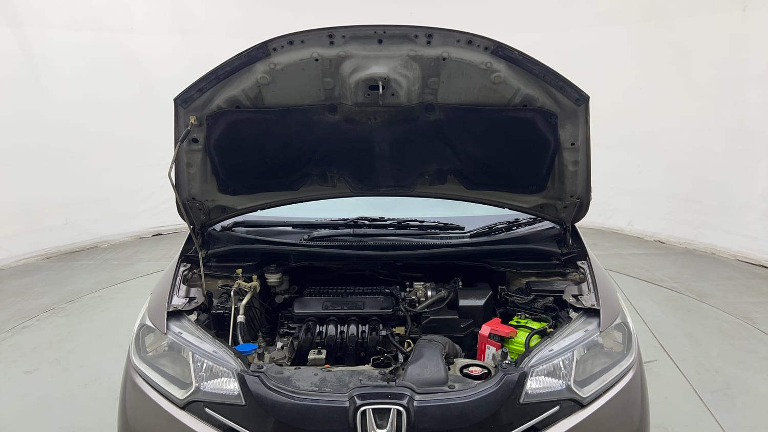 Used 2015 Honda Jazz V AT Petrol Petrol Automatic engine ENGINE & BONNET OPEN FRONT VIEW