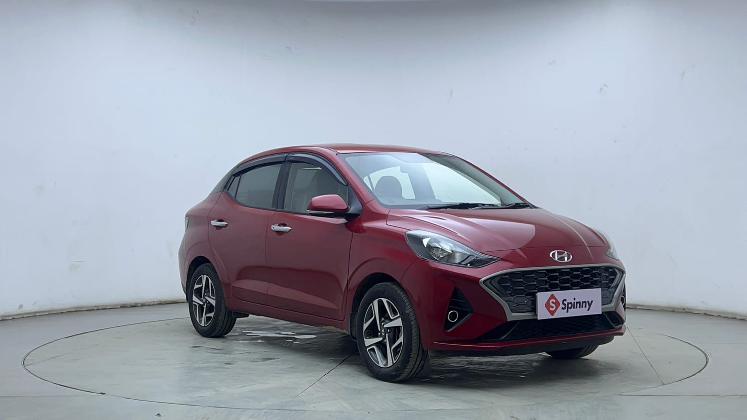 Used 2020 Hyundai Aura SX 1.2 Petrol Petrol Manual exterior RIGHT FRONT CORNER VIEW