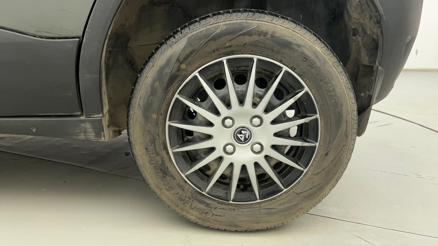 Used 2023 Tata Punch Camo Accomplished AMT Petrol Automatic tyres LEFT REAR TYRE RIM VIEW
