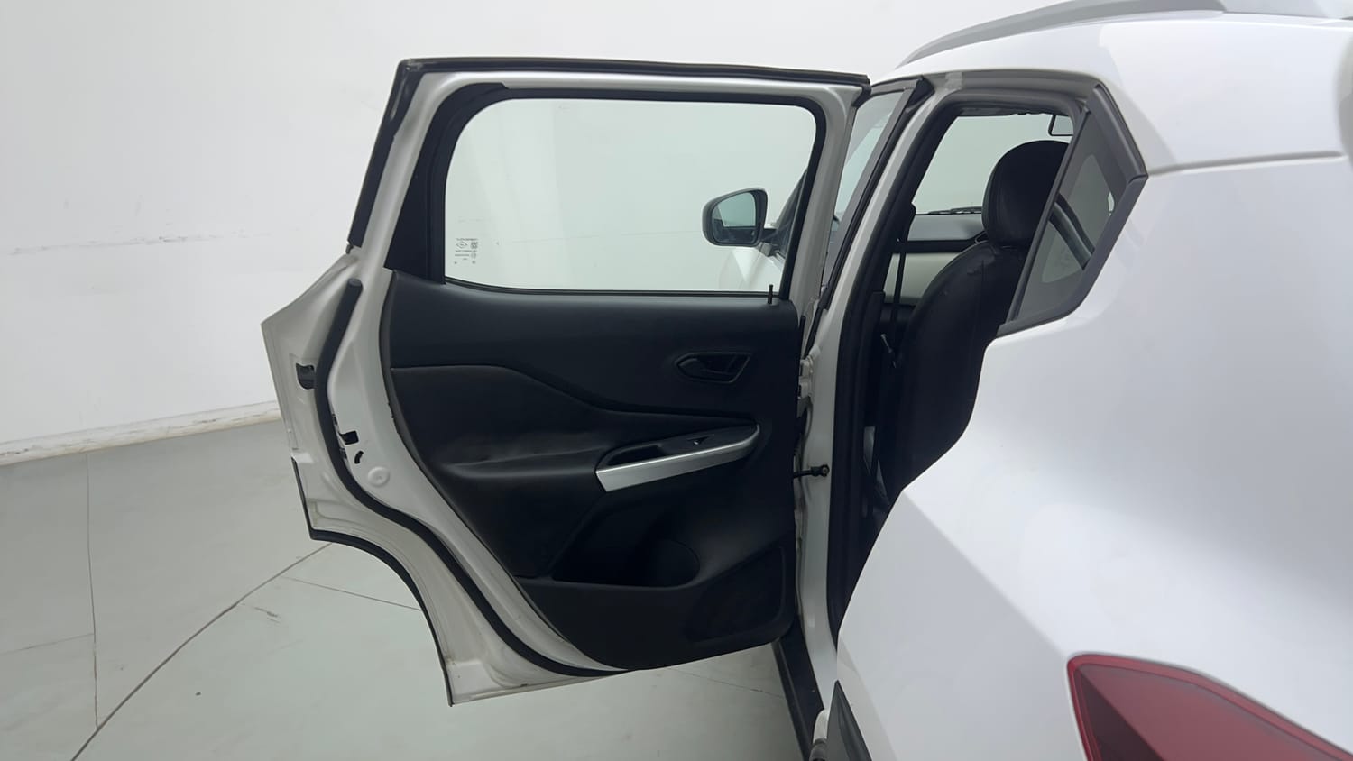 Used 2022 Nissan Magnite XE Petrol Manual interior LEFT REAR DOOR OPEN VIEW