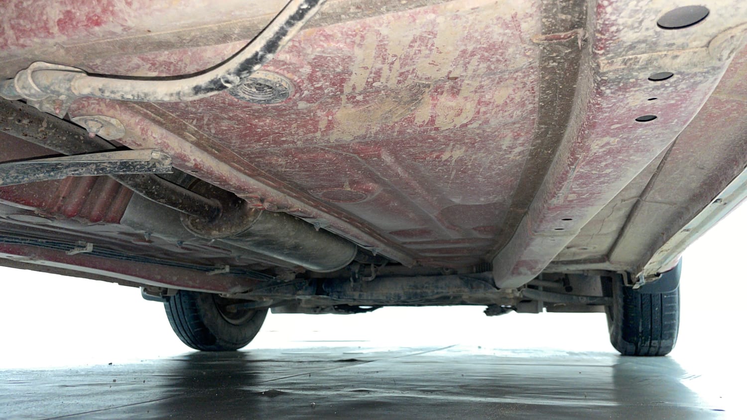 Used 2019 Maruti Suzuki Swift LXi Petrol Manual extra REAR RIGHT UNDERBODY VIEW
