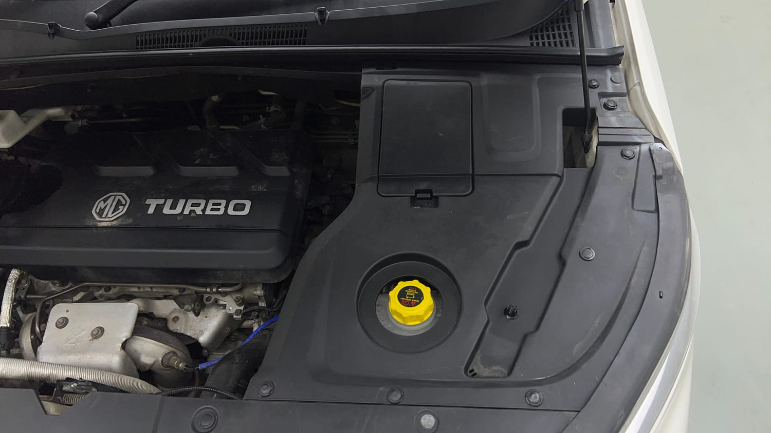 Used 2021 MG Motors Hector Sharp 1.5 Petrol Turbo DCT Petrol Automatic engine ENGINE LEFT SIDE VIEW