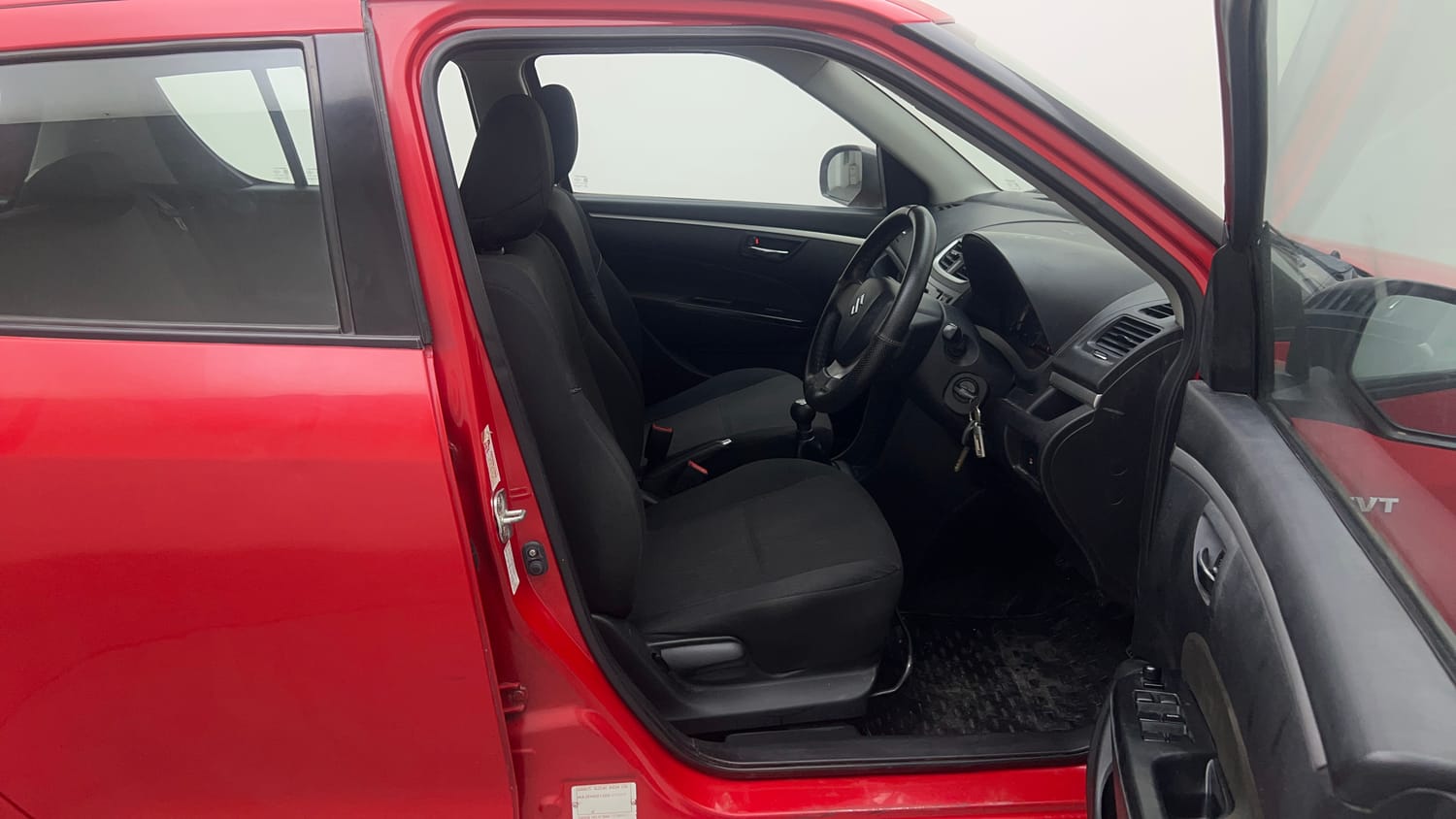 Used 2015 Maruti Suzuki Swift VXi Petrol Manual interior RIGHT SIDE FRONT DOOR CABIN VIEW