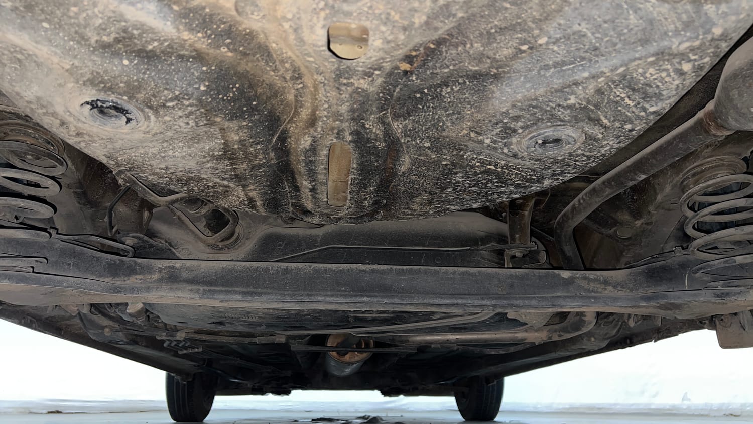 Used 2019 Maruti Suzuki Dzire VXi AMT Petrol Automatic extra REAR UNDERBODY VIEW (TAKEN FROM REAR)