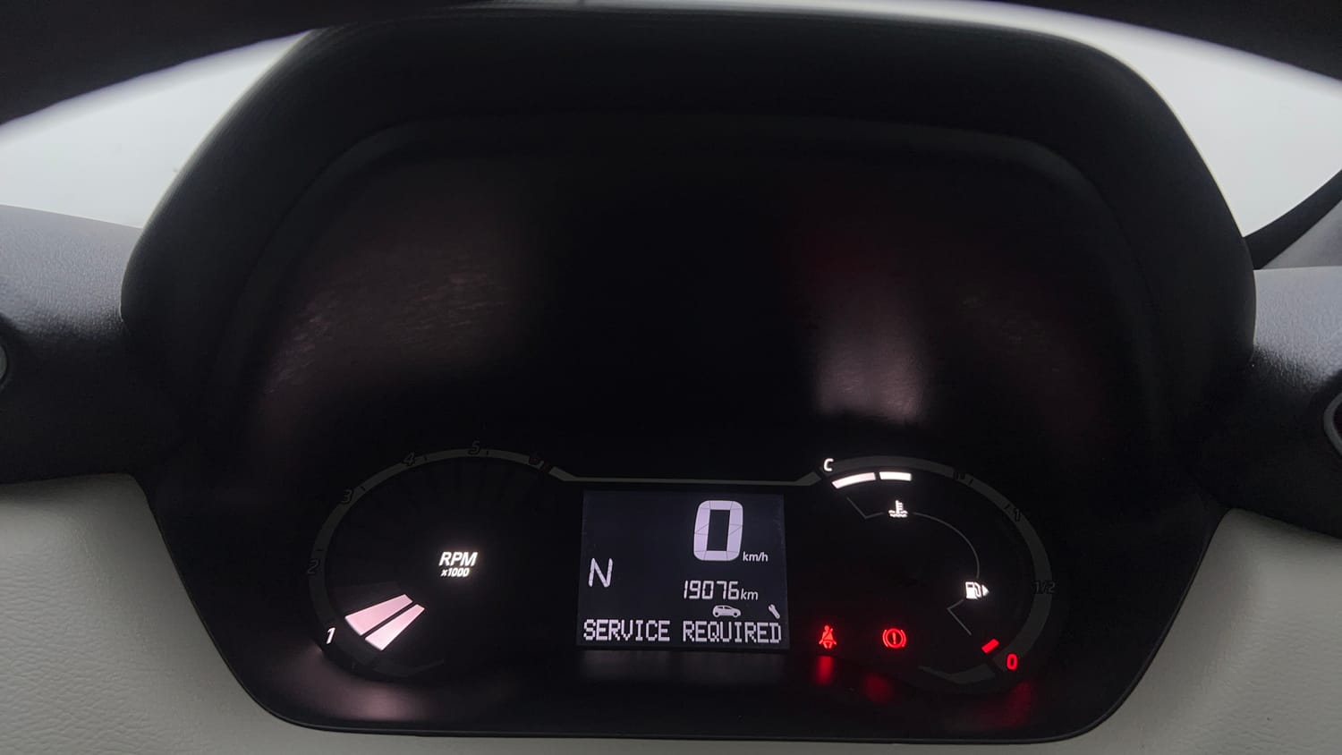 Used 2024 Nissan Magnite XE AMT Petrol Automatic interior CLUSTERMETER VIEW