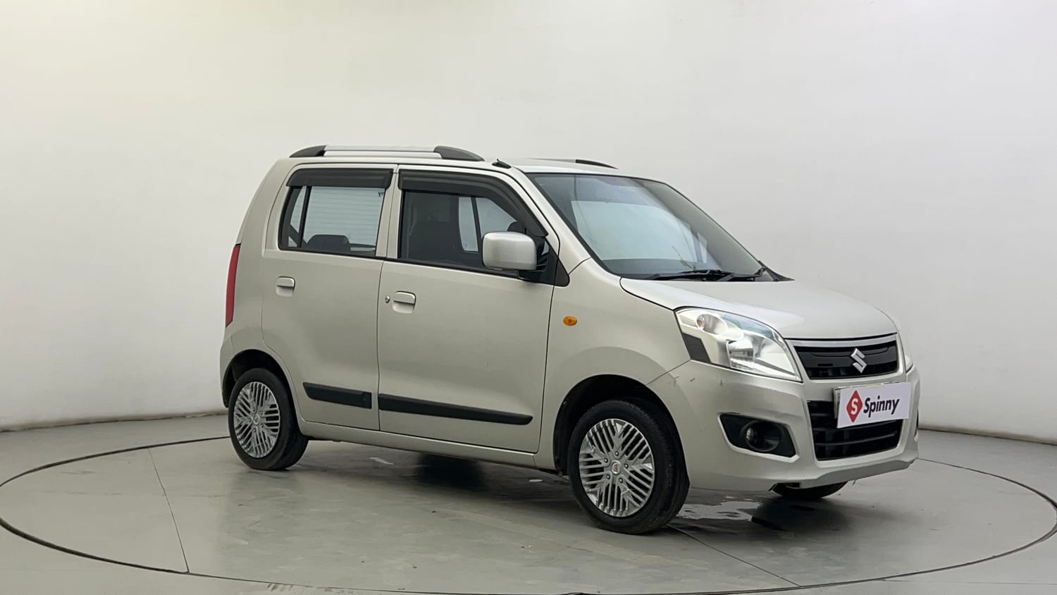 Used 2016 Maruti Suzuki Wagon R 1.0 VXI Petrol + CNG (Outside Fitted) Cng Manual exterior RIGHT FRONT CORNER VIEW