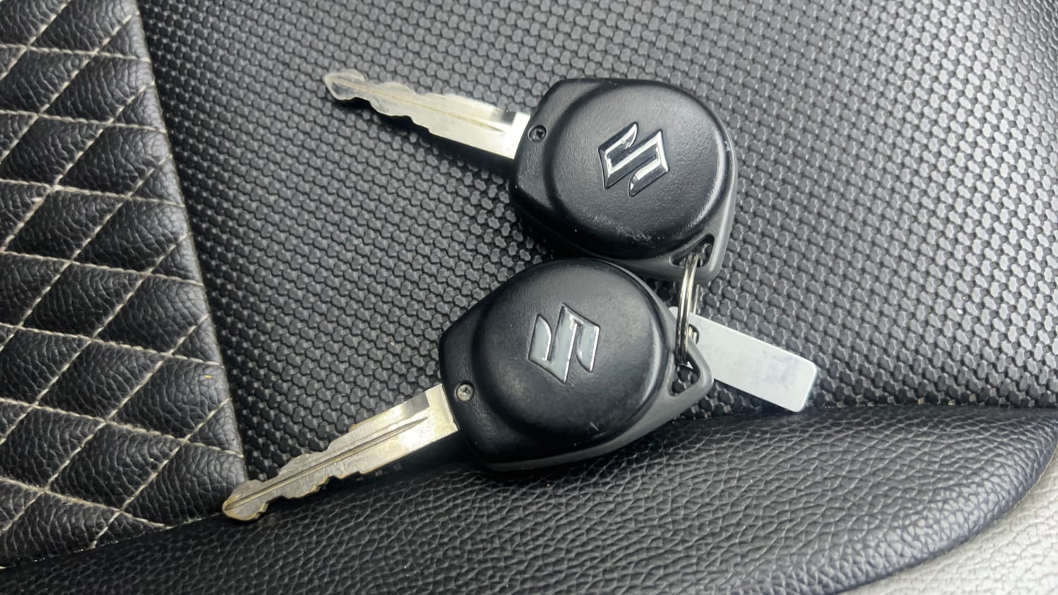 Used 2017 Maruti Suzuki Baleno Delta 1.2 Petrol Manual extra CAR KEY VIEW