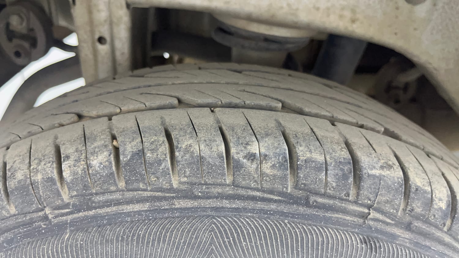Used 2018 Maruti Suzuki Alto 800 LXi (O) Petrol Manual tyres RIGHT REAR TYRE TREAD VIEW