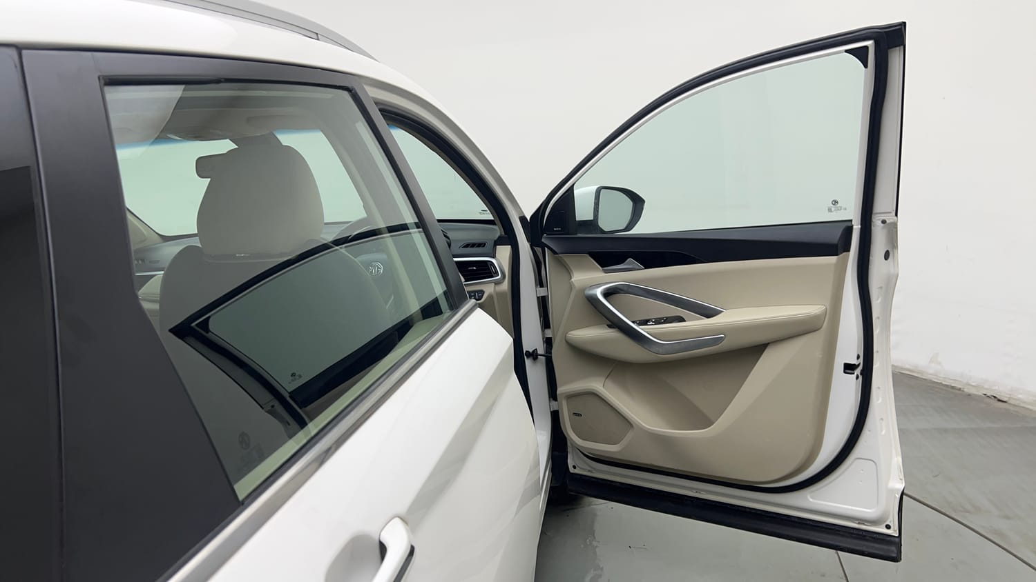 Used 2021 MG Motors Hector Sharp 1.5 Petrol Turbo DCT Petrol Automatic interior RIGHT FRONT DOOR OPEN VIEW