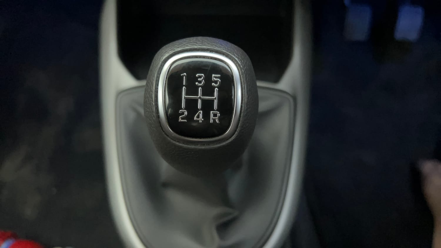 Used 2024 Hyundai Grand i10 Nios Sportz 1.2 Kappa CNG Cng Manual interior GEAR  KNOB VIEW