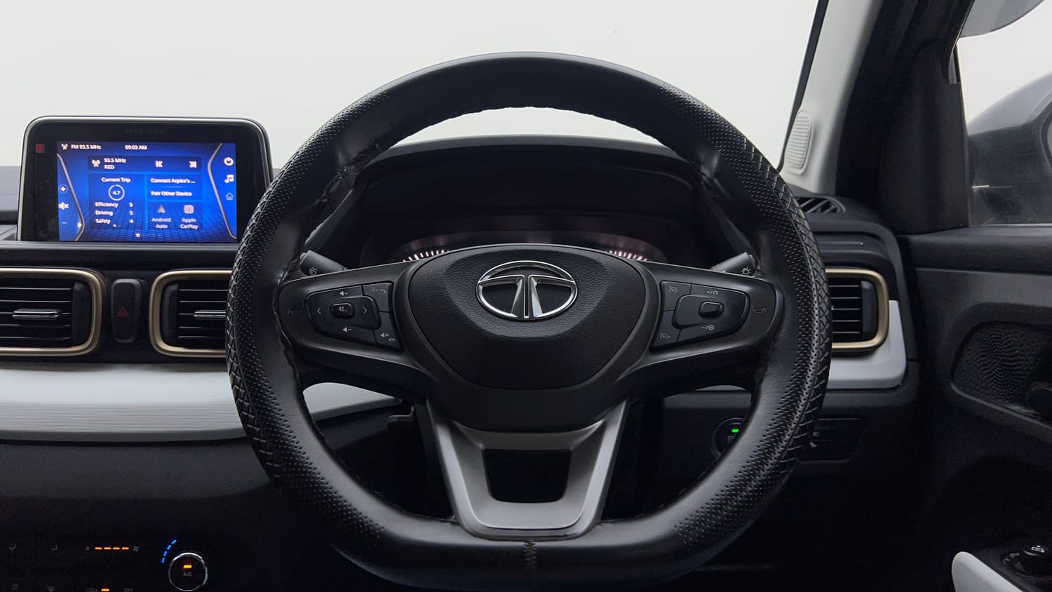 Used 2022 Tata Punch Accomplished AMT Petrol Automatic interior STEERING VIEW