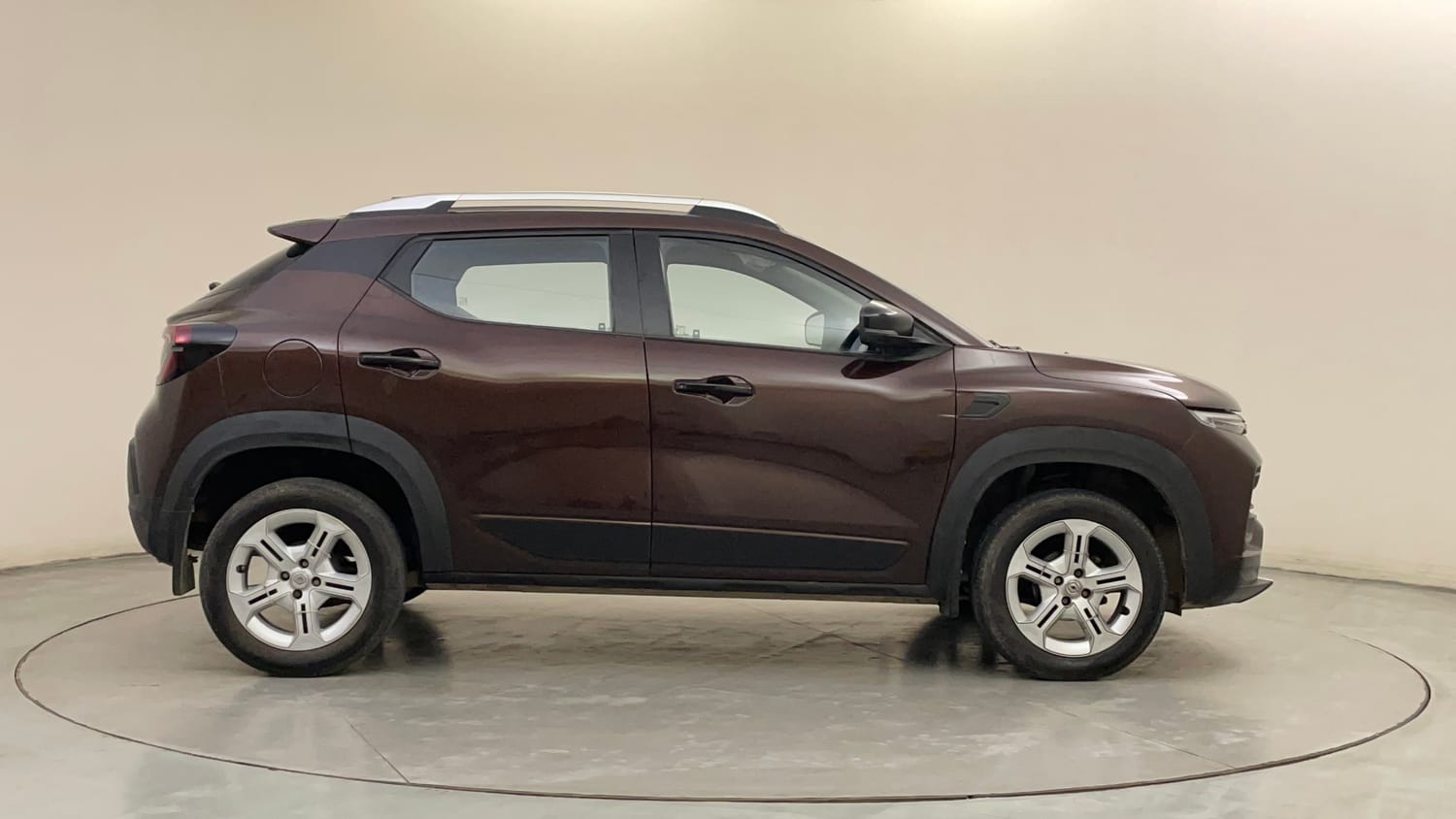 Used 2022 Renault Kiger RXT AMT Petrol Automatic exterior RIGHT SIDE VIEW