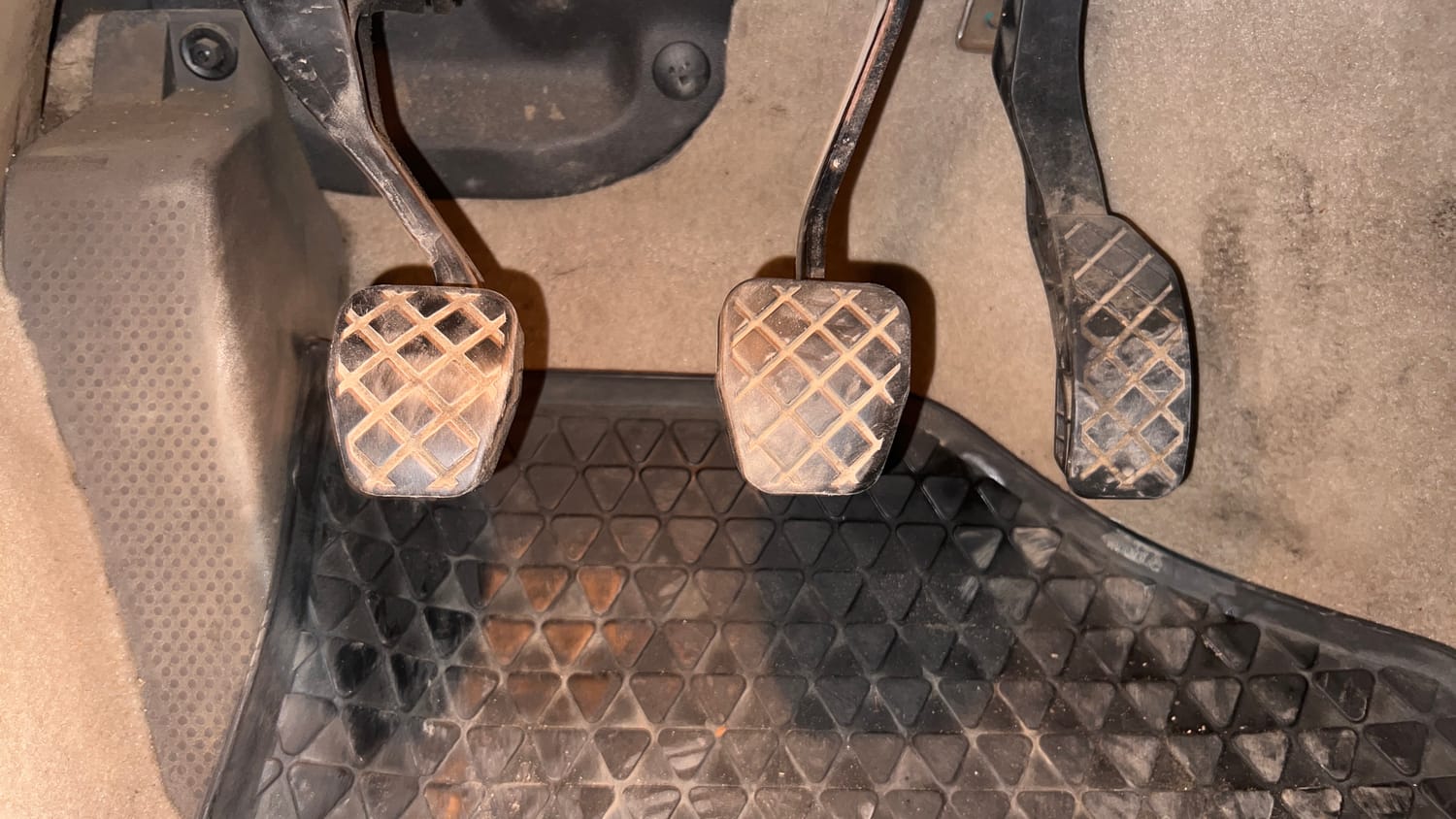 Used 2015 Volkswagen Vento Highline Diesel Diesel Manual interior PEDALS VIEW