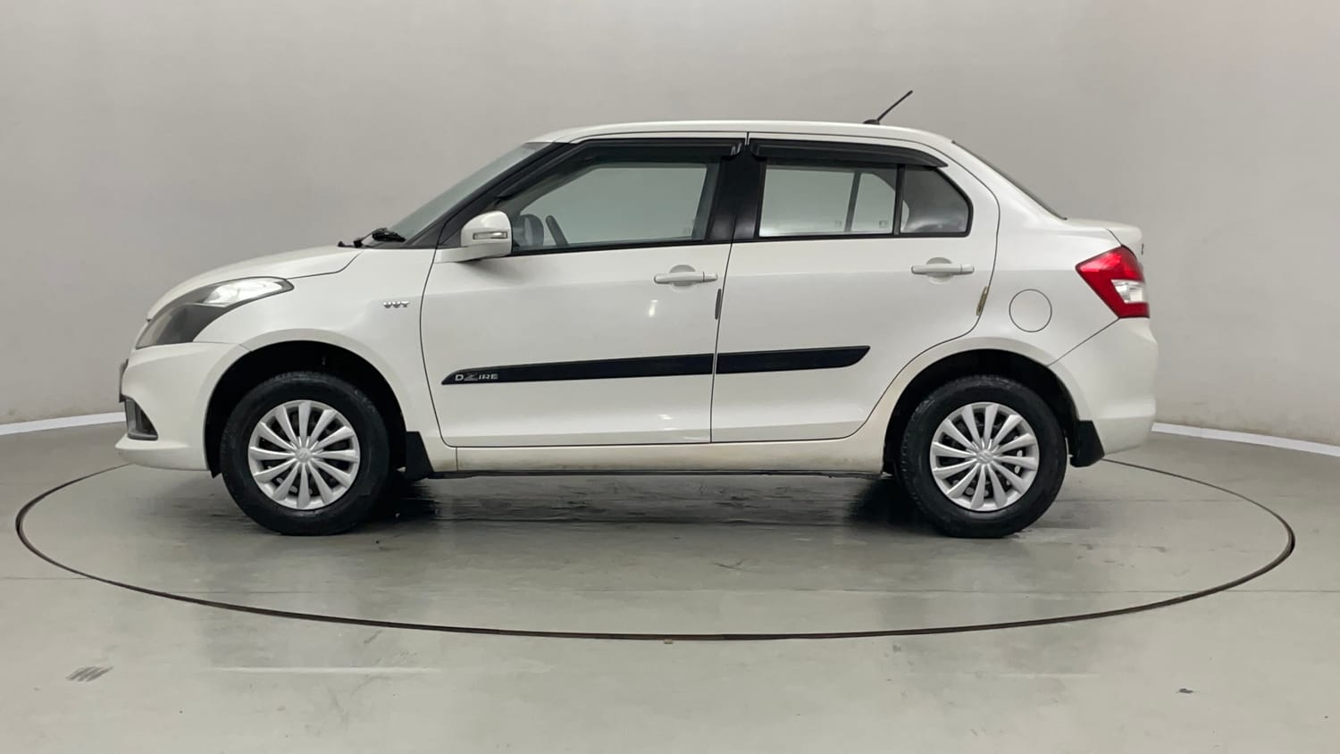 Used 2015 Maruti Suzuki Swift Dzire VXI Petrol Manual exterior LEFT SIDE VIEW